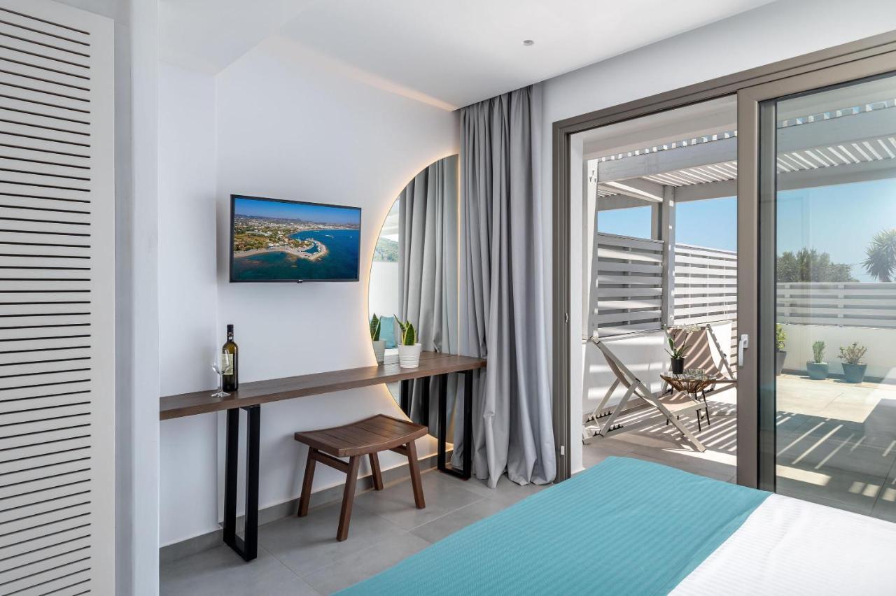 Kellys Luxury Apartments ฟาลิรากี ภายนอก รูปภาพ
